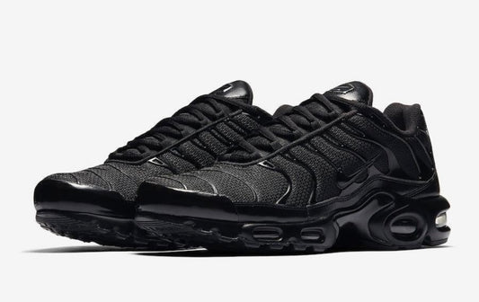 Nike TN "Triple Black"