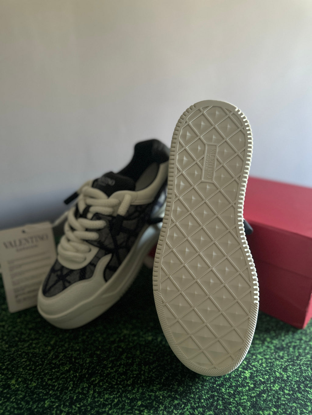 Valentino "One Stud XL"