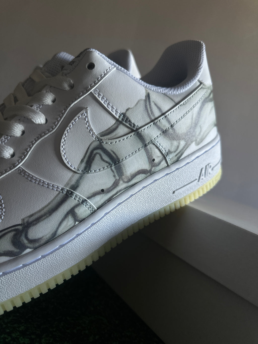 Nike Air Force 1 Low "Skeleton"