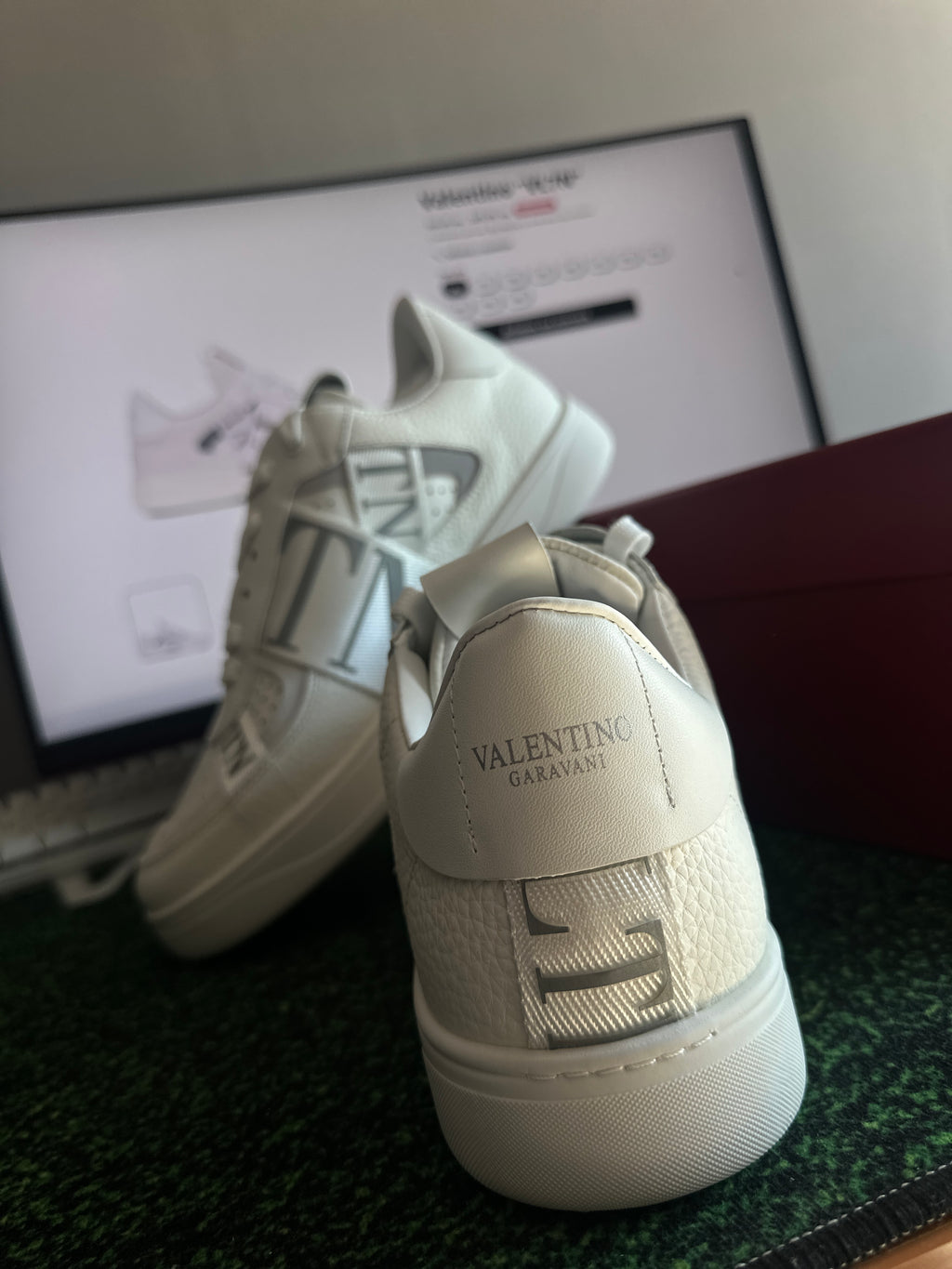 Valentino "VL7N"