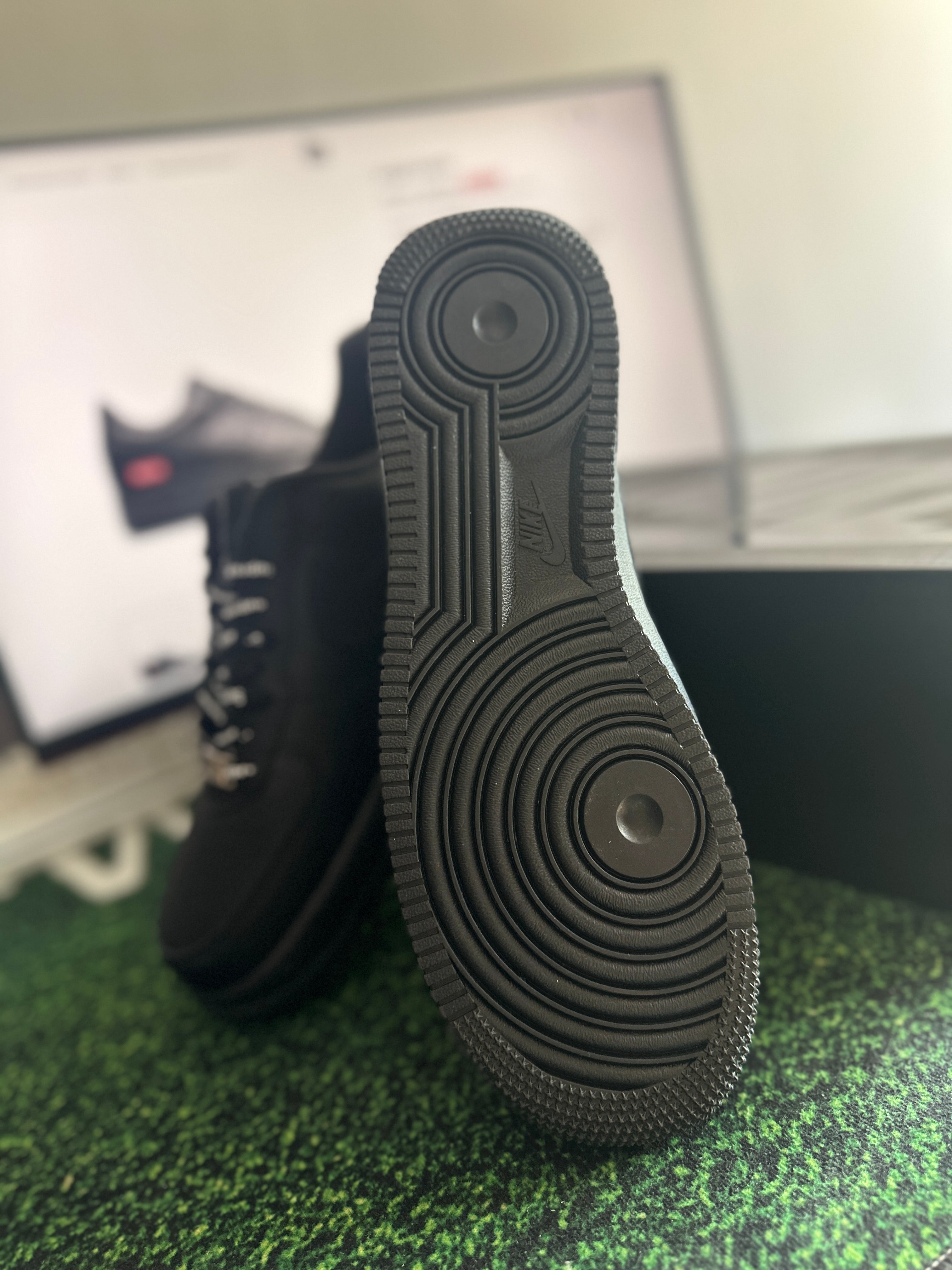 Nike Air Force 1 Low X Supreme